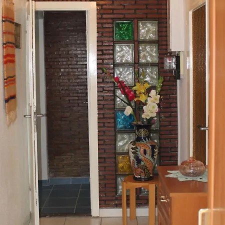 Huebsches Appartement In Kroepelin Mit Terrasse Kröpelin