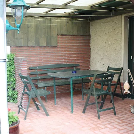 Huebsches Appartement In Kroepelin Mit Terrasse Kröpelin